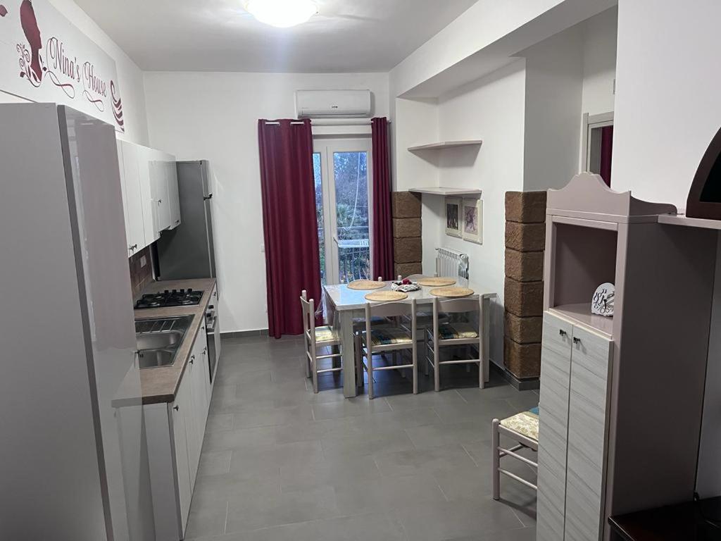 شقة Nina'S House 2 A 300 Metri Dal Mare Santa Caterina Dello Ionio Marina المظهر الخارجي الصورة